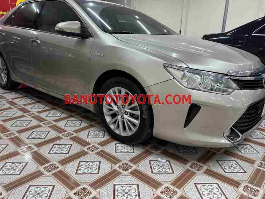 Cần bán xe Toyota Camry 2.0E sx 2017