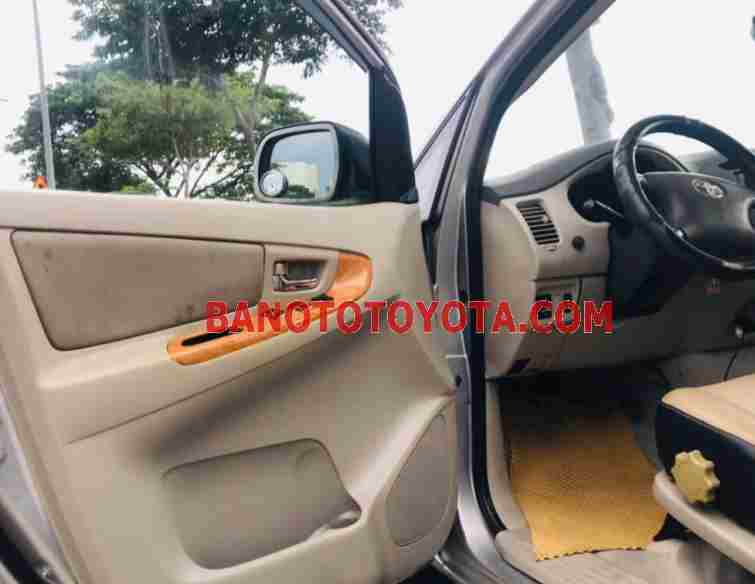 Cần bán gấp Toyota Innova G năm 2009 giá cực tốt