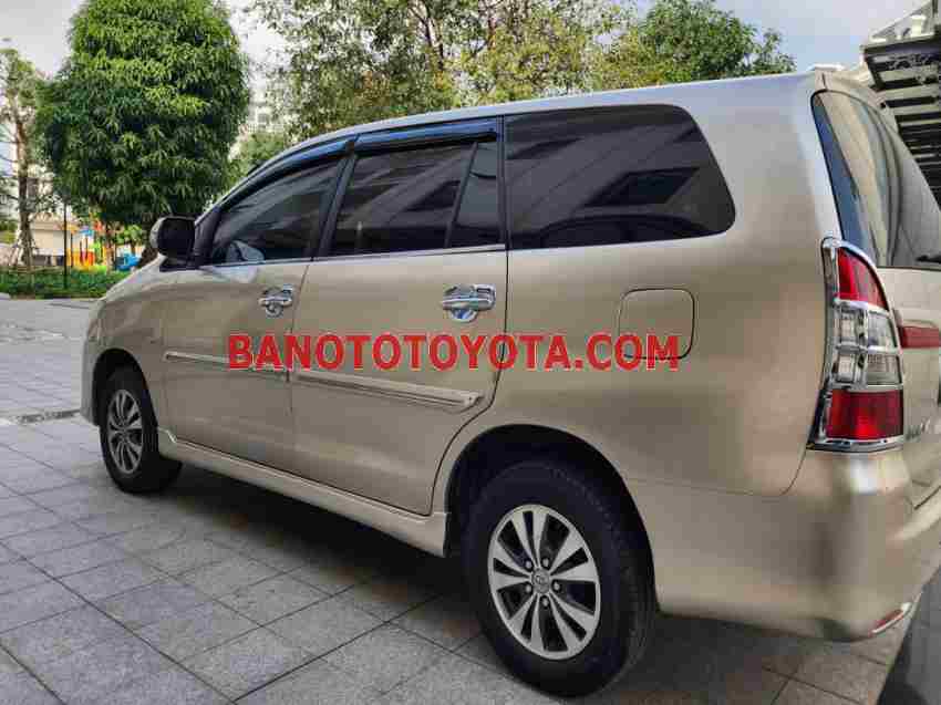 Cần bán xe Toyota Innova Số tay 2016