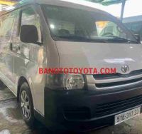 Cần bán xe Toyota Hiace 2.5 màu Trắng 2008