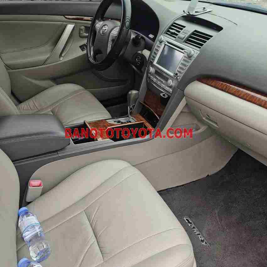 Cần bán Toyota Camry 2.4G Máy xăng 2010 màu Đen