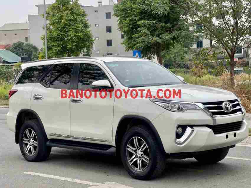 Cần bán xe Toyota Fortuner 2.7V 4x2 AT 2019 Số tự động màu Trắng