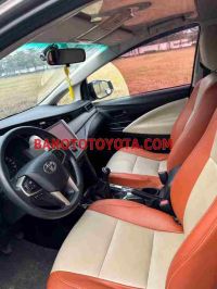 Cần bán xe Toyota Innova 2.0E 2017, xe đẹp