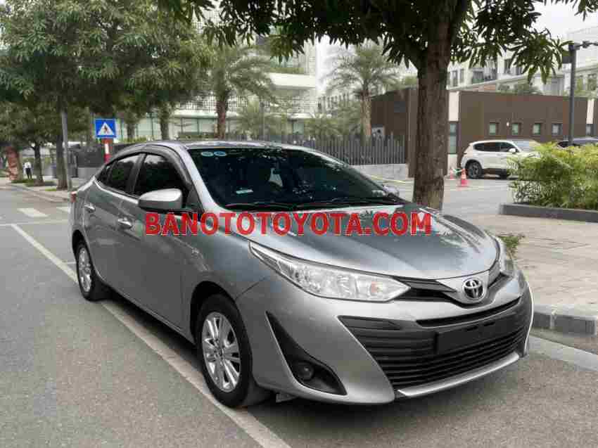 Cần bán gấp xe Toyota Vios 1.5E MT năm 2018, màu Bạc, Số tay