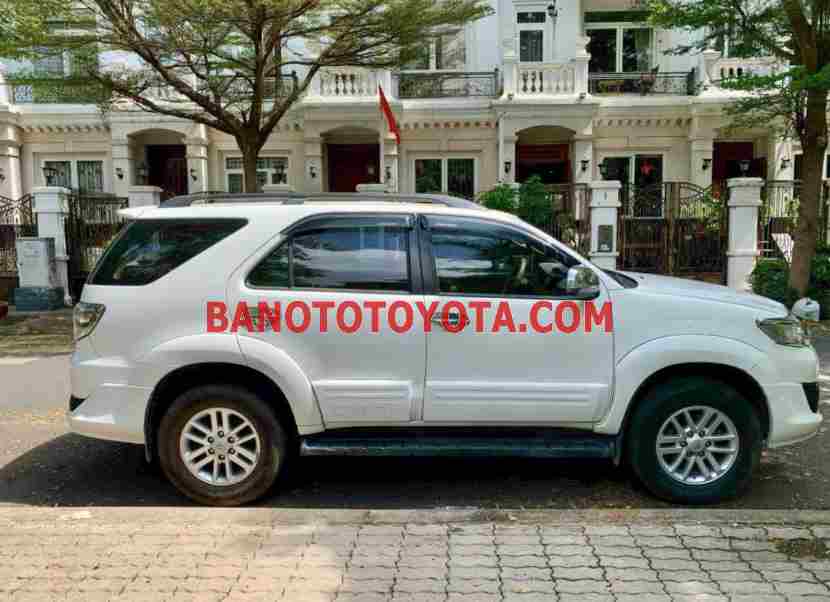 Cần bán xe Toyota Fortuner 2.7V 4x2 AT 2012 Số tự động