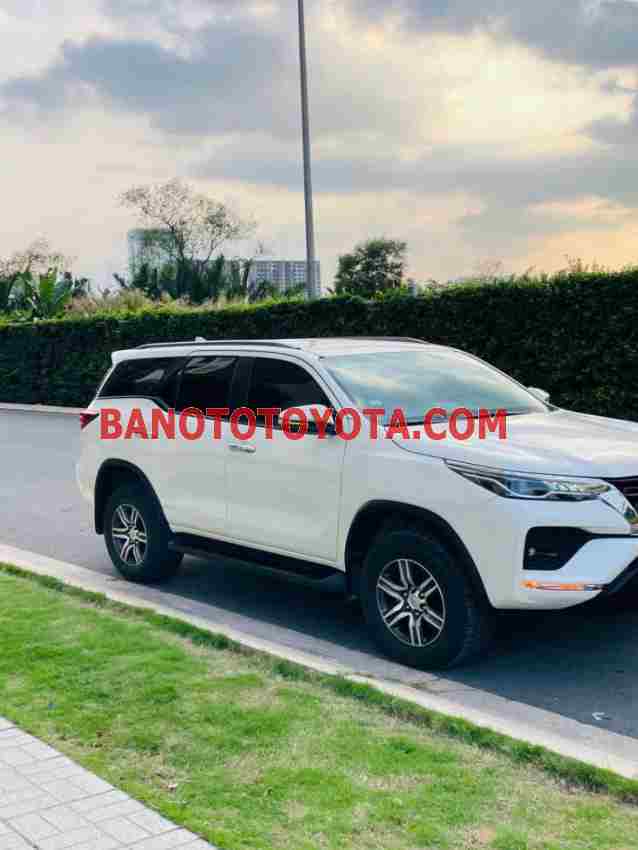 Bán Toyota Fortuner 2.4G 4x2 AT 2021 - Trắng