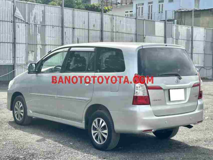 Cần bán nhanh Toyota Innova 2.0E 2016 cực đẹp