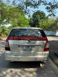 Cần bán xe Toyota Innova 2.0E màu Bạc 2013