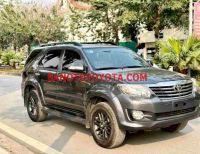 Cần bán xe Toyota Fortuner 2.7V 4X2 AT 2016 Số tự động màu Xám