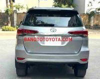 Bán Toyota Fortuner 2.4G 4x2 MT 2017 - Bạc