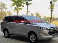 Cần bán gấp Toyota Innova 2.0E đời 2017, màu Bạc