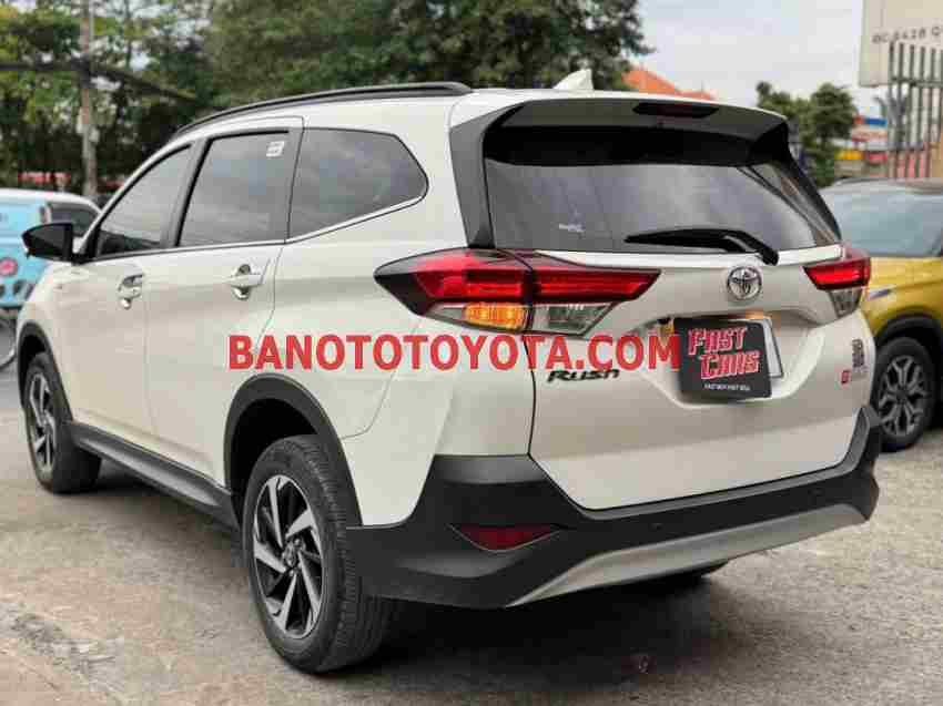 Cần bán xe Toyota Rush 1.5S AT màu Trắng 2021