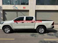 Cần bán gấp Toyota Hilux 2.4E 4x2 MT đời 2020, màu Trắng