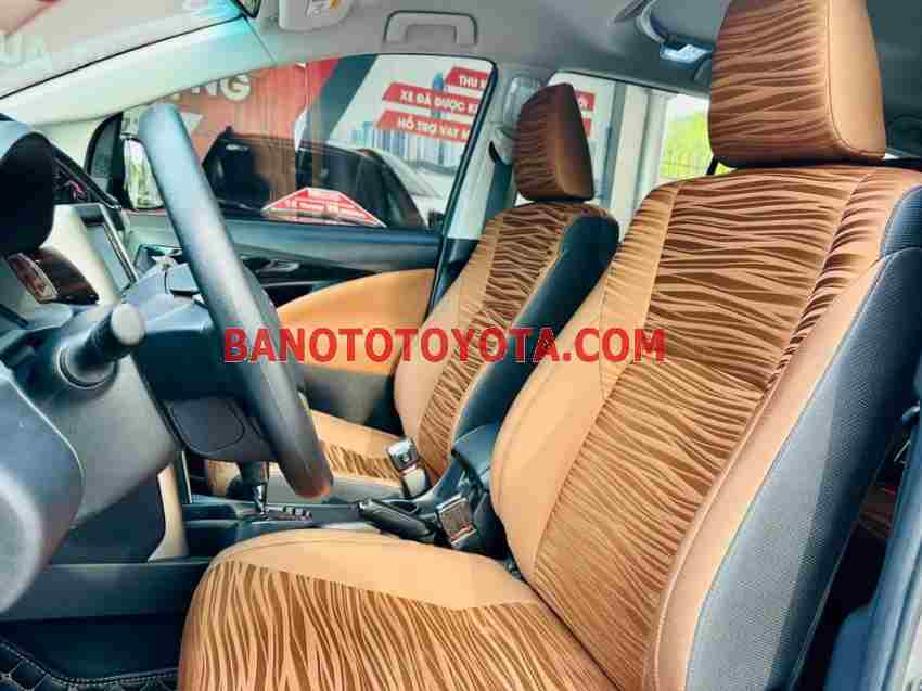 Cần bán xe Toyota Innova 2.0G sx 2019