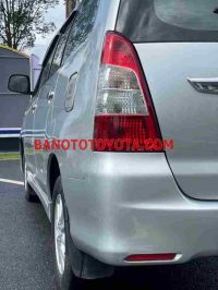 Cần bán xe Toyota Innova G màu Bạc 2012