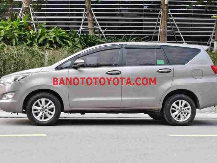 Toyota Innova 2.0G model 2018 xe chuẩn hết ý