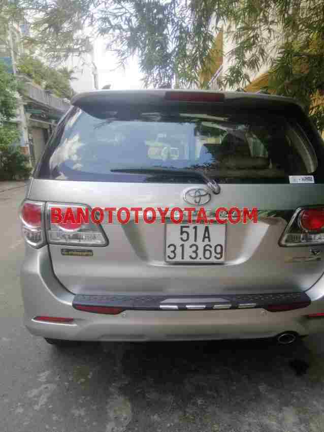 Cần bán gấp Toyota Fortuner 2.7V 4x2 AT năm 2012 giá cực tốt