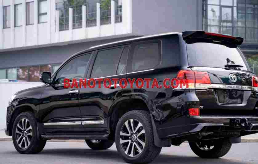 Xe Toyota Land Cruiser VX 4.6 V8 đời 2016 đẹp bán gấp