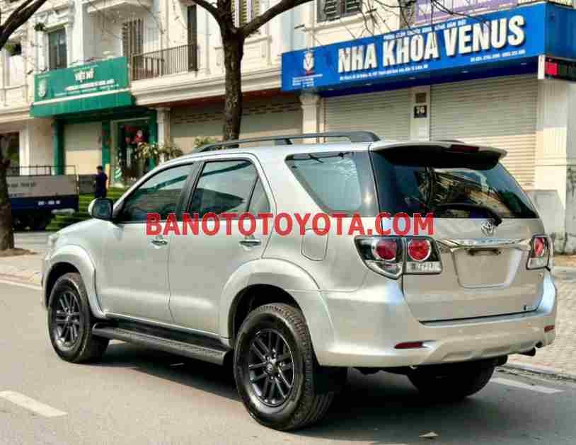 Bán xe Toyota Fortuner 2.7V 4x4 AT sx 2016 - giá rẻ