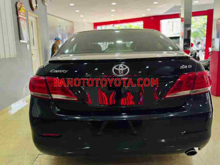 Cần bán xe Toyota Camry 2.4G màu Đen 2010