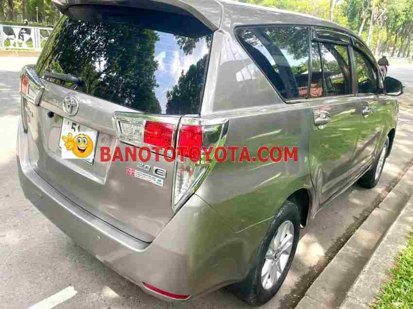 Cần bán xe Toyota Innova Số tay 2017