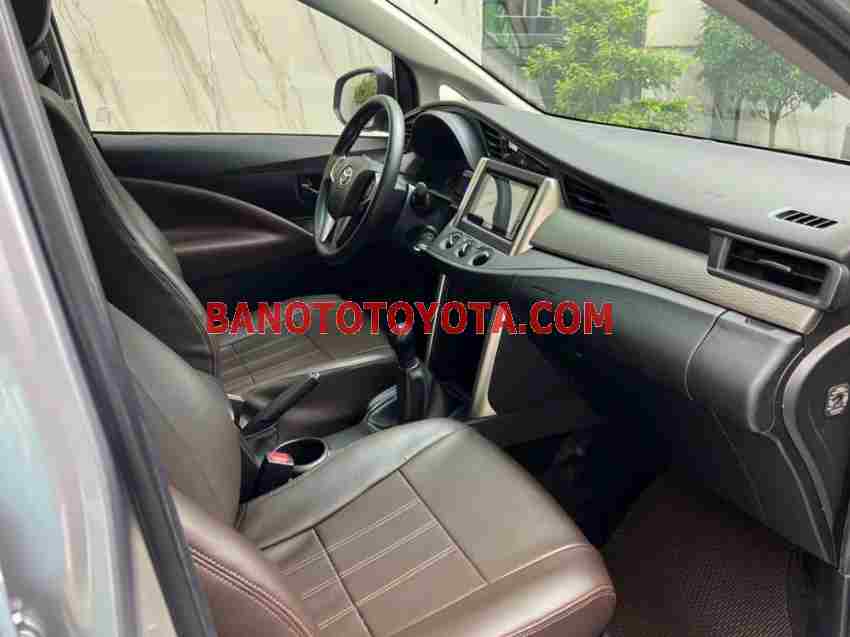 Bán xe Toyota Innova E 2.0 MT sx 2022 - giá rẻ