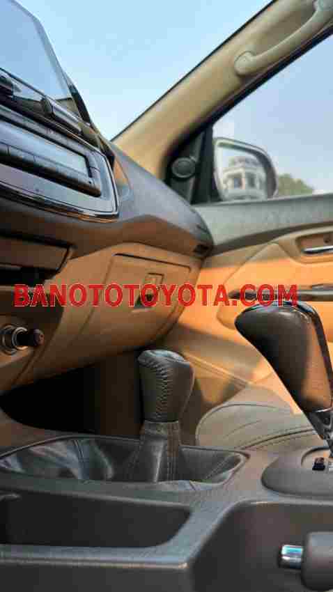 Cần bán xe Toyota Fortuner 2.7V 4x4 AT đời 2013