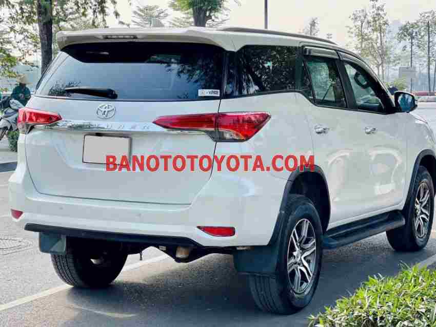 Cần bán Toyota Fortuner 2.7V 4x2 AT 2017 - Số tự động