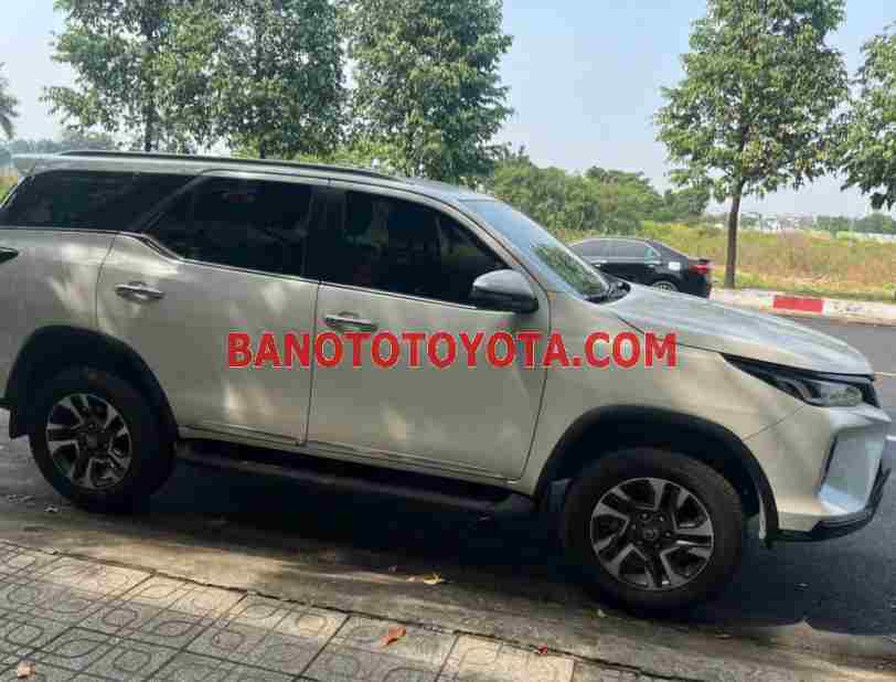 Cần bán xe Toyota Fortuner Legender 2.4L 4x2 AT 2024 Số tự động