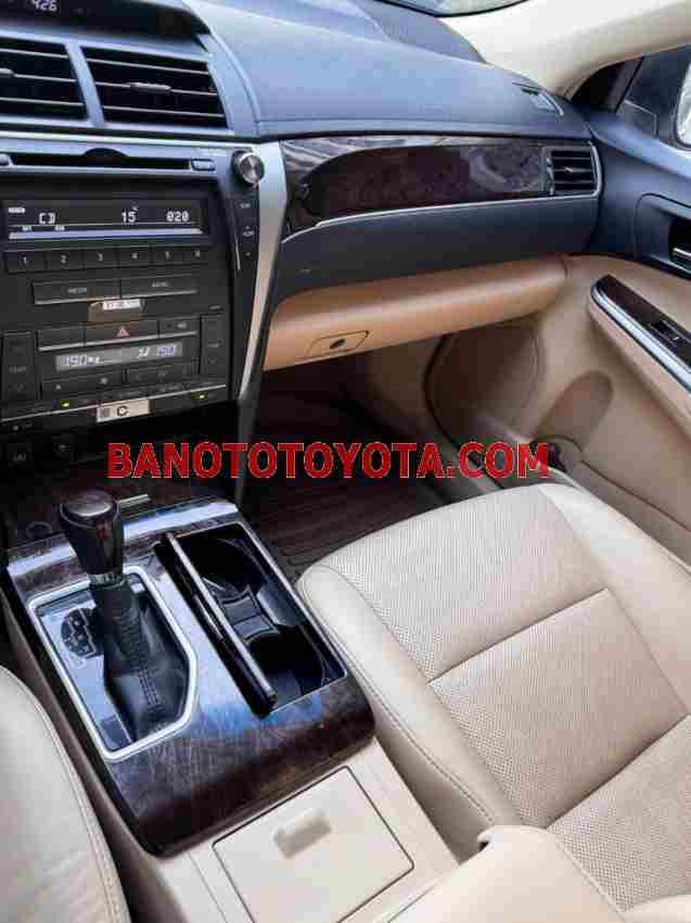 Cần bán Toyota Camry 2.0E đời 2017