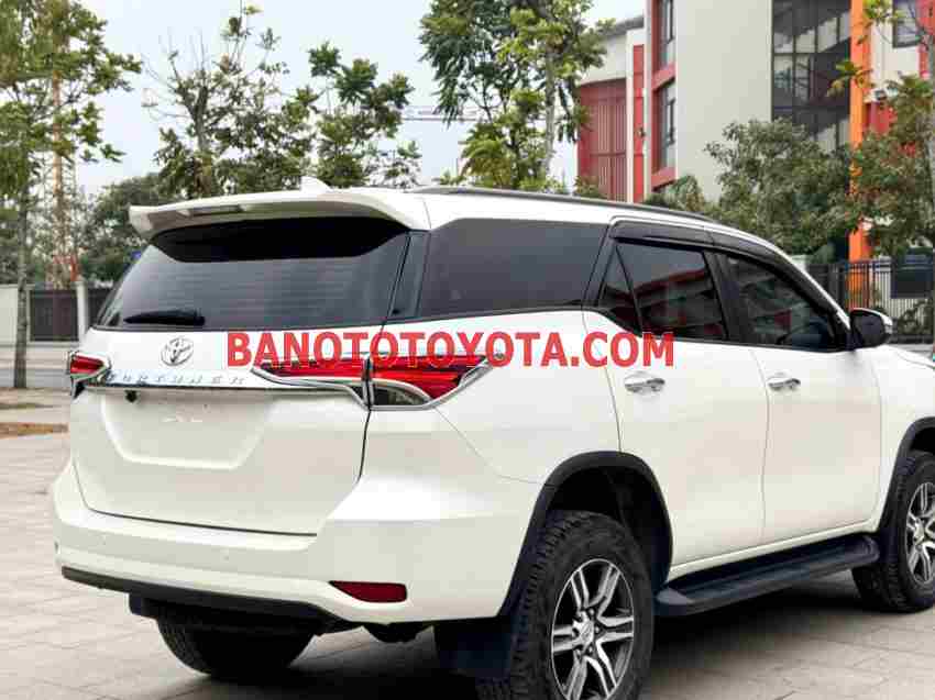 Bán Toyota Fortuner 2.4G 4x2 AT 2018 - Trắng