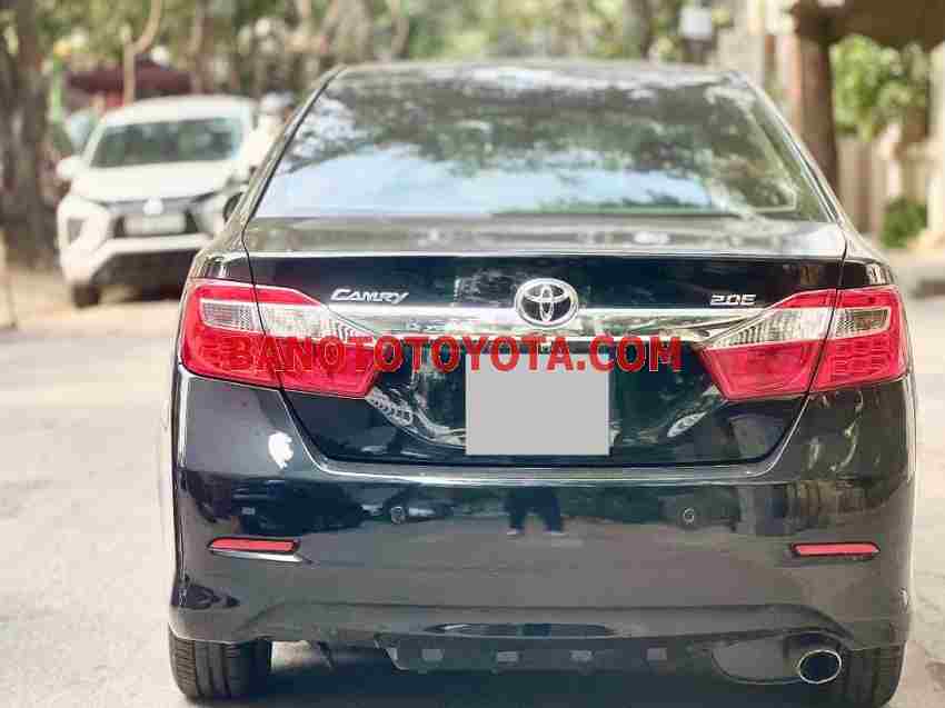 Cần bán Toyota Camry 2.0E đời 2012