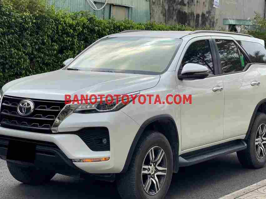 Xe Toyota Fortuner 2.7L 4x2 AT đời 2022 đẹp bán gấp