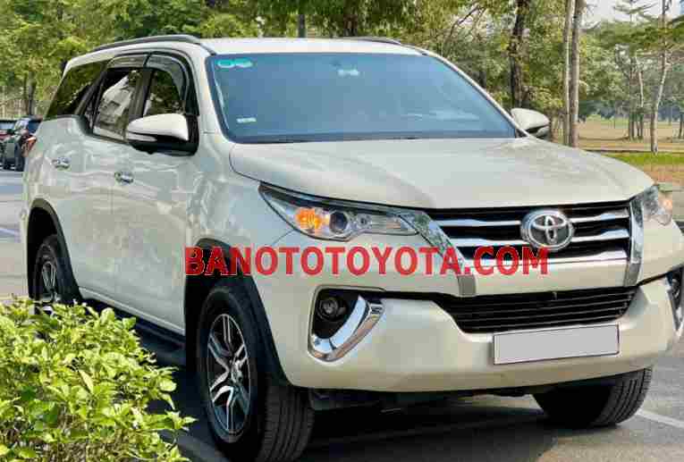 Cần bán xe Toyota Fortuner 2.7V 4x2 AT 2017 Số tự động