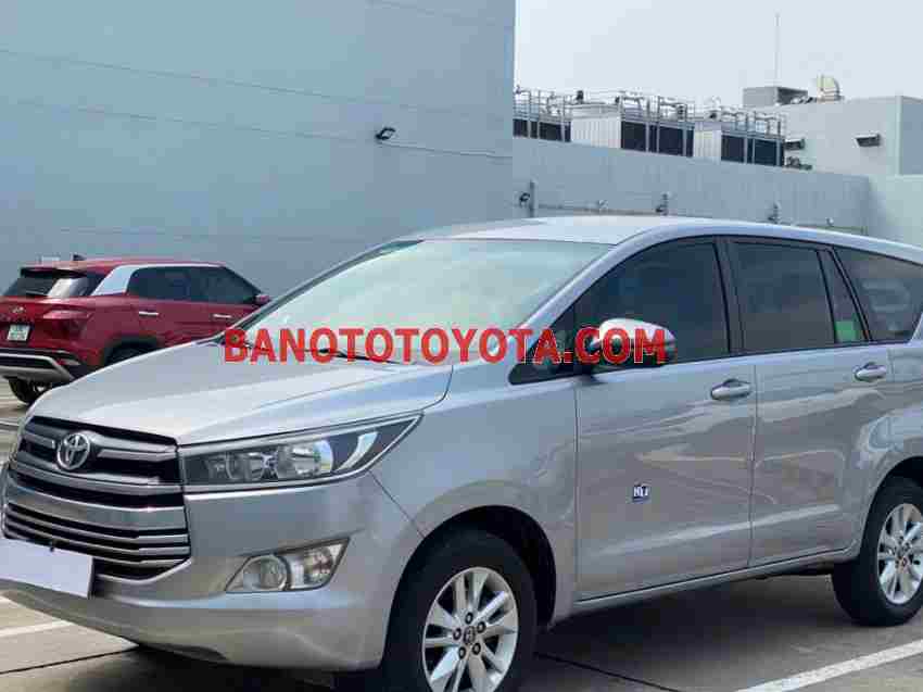 Cần bán Toyota Innova 2.0E 2018 xe đẹp