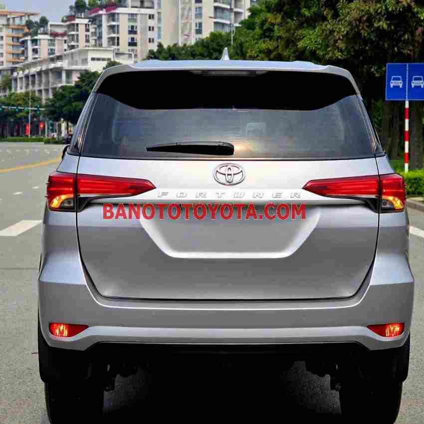 Cần bán Toyota Fortuner 2.4L 4x2 MT 2023 xe đẹp