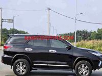 Cần bán gấp Toyota Fortuner 2.4G 4x2 AT đời 2018, màu Đen