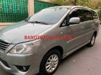 Cần bán gấp xe Toyota Innova 2.0G 2012 màu Xám