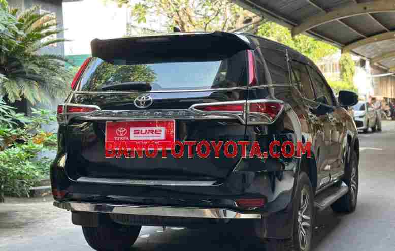 Cần bán Toyota Fortuner 2.4G 4x2 AT Máy dầu 2019 màu Đen