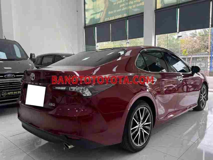 Toyota Camry 2.0Q năm sản xuất 2022 giá tốt