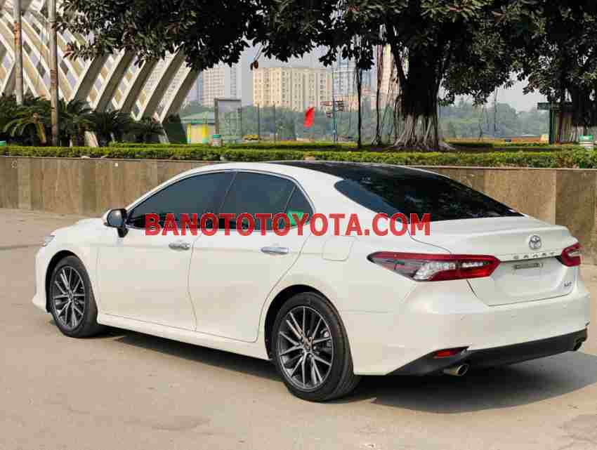 Toyota Camry 2.5Q 2022 giá cực tốt