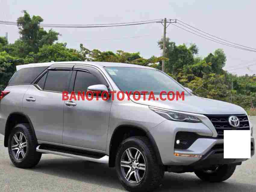 Cần bán gấp Toyota Fortuner 2.4L 4x2 MT năm 2023 giá cực tốt