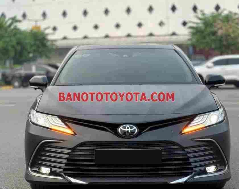 Cần bán xe Toyota Camry 2.0Q 2022 Số tự động màu Đen