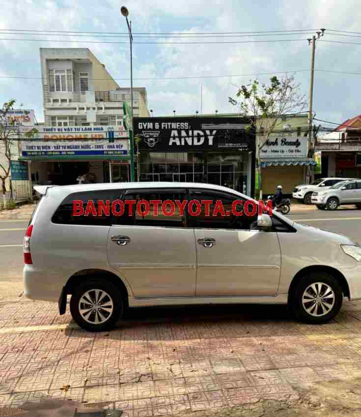 Cần bán xe Toyota Innova 2.0E 2016, xe đẹp