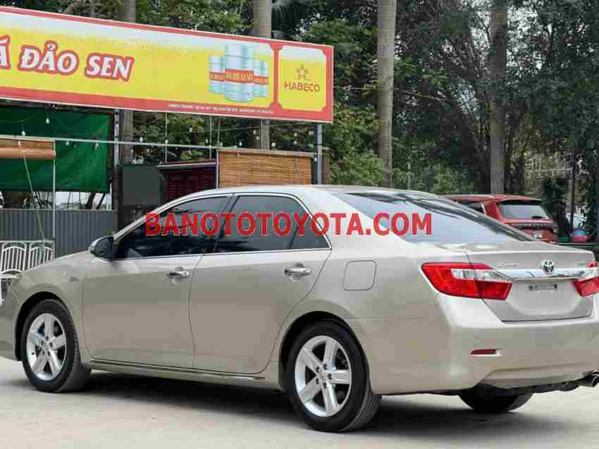 Cần bán gấp xe Toyota Camry 2.5Q năm 2014, màu Cát, Số tự động