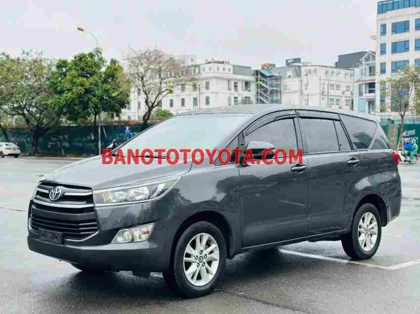 Cần bán Toyota Innova 2.0E 2020 xe đẹp