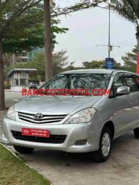 Cần bán xe Toyota Innova G màu Bạc 2011