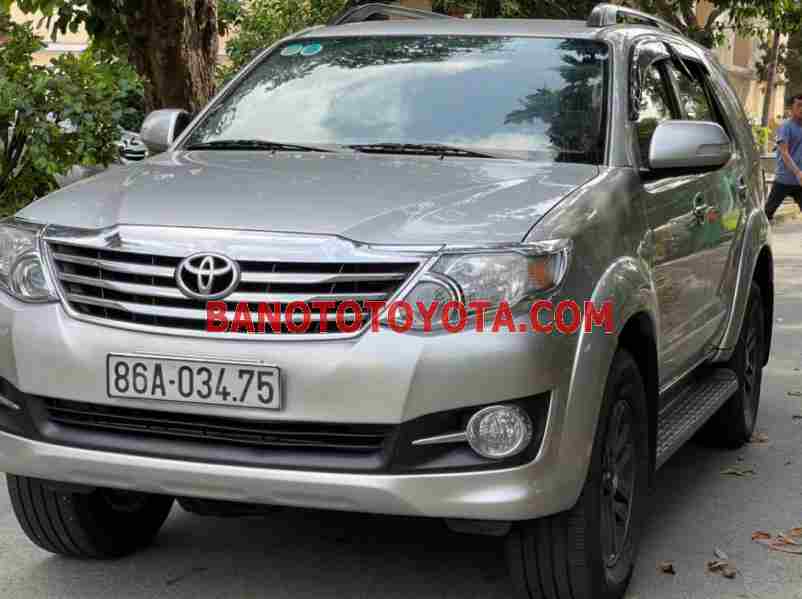 Cần bán xe Toyota Fortuner 2.7V 4x2 AT 2015, xe đẹp