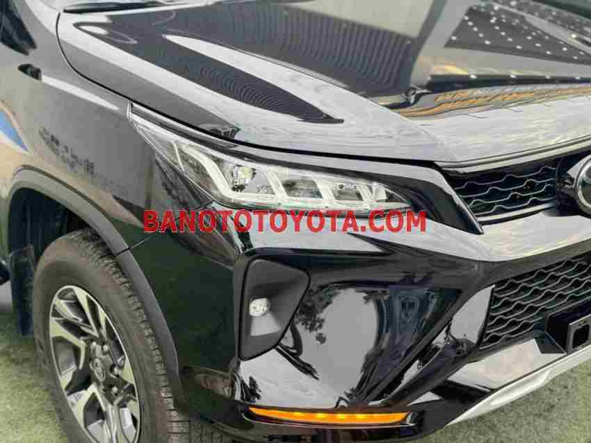 Toyota Fortuner Legender 2.7L 4x4 AT sx 2025 - màu Đen - cực đẹp