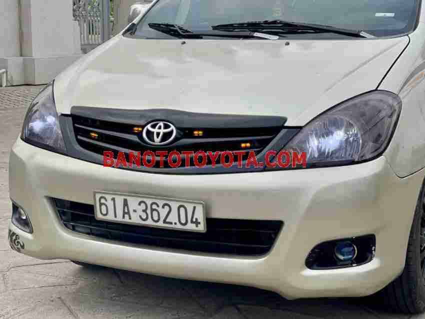 Cần bán xe Toyota Innova G màu Vàng 2007